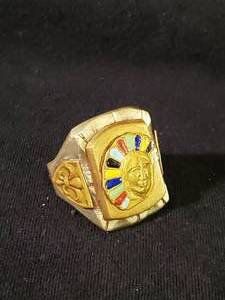 lot 20 image: Beautiful Mexican Silver Heavy Native Mens Ring Size 10