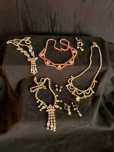 lot 31 image: 4 Amazing Antique Rhinestone Costume Necklaces & Earrings