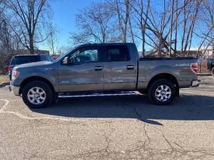 2014 FORD F-150 XLT *4x4* (NO RESERVE)
