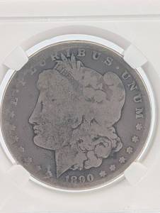 lot 54 image: Morgan Silver Dollar 1890-CC - United States One Dollar Coin