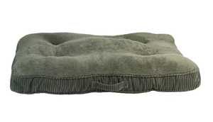 lot 91 image: Boots & Barkley Tufted Dog Mat Bed - XL - 32 Inches (L), 4 Inches (H) x 42 Inches (W)