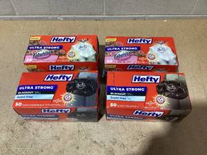 lot 106 image: LOT OF 4 Hefty Trash Bags