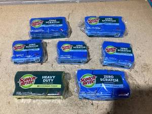 lot 107 image: LOT OF 7 Scotch Brite Sponges