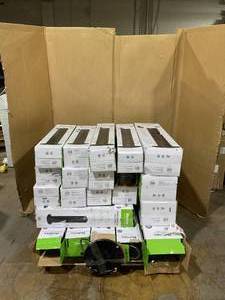 lot 213 image: PALLET OF UNCHECKED Holmes Digital Tower Fans