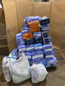 lot 216 image: PALLET OF up&up Dog Training Pads (Variety Sizes)