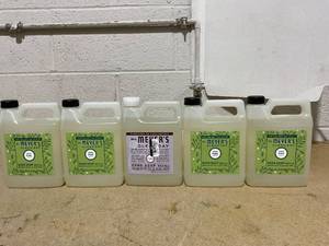lot 242 image: LOT OF 5 Mrs. Meyers Clean Day Hand Soap Refills