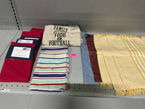 lot 307 image: LOT OF Kitchen Aprons & Placements