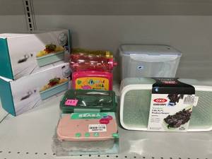 lot 313 image: LOT OF 7 FoodDrink Containers