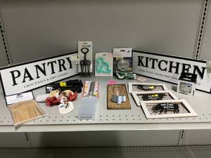 lot 320 image: LOT OF 15 Kitchen Merchandise