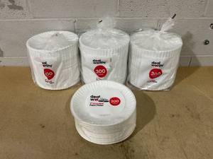 lot 183 image: LOT OF 4 Deal Worthy Paper Plates