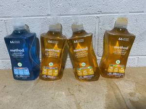 lot 260 image: LOT OF 4 Method Laundry Detergent
