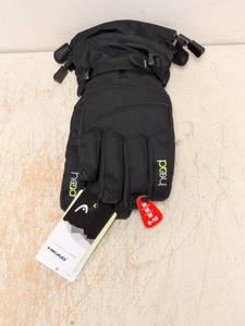 lot 20 image: NEW HEAD MEDIUM GLOVES BLACK