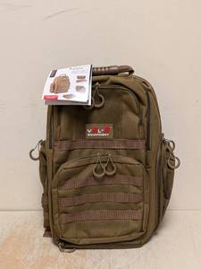 lot 69 image: NEW VAL-R 3 PISTOL RANGE BACKPACK