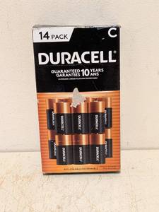 lot 88 image: NEW DURACELL C BATTERIES 14PK