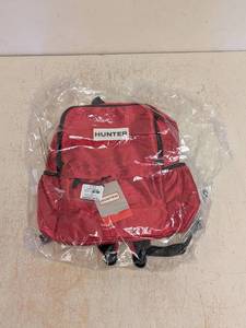 lot 117 image: NEW HUNTER BACKPACK RED