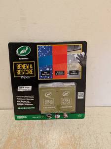 lot 127 image: TURTLEWAX RENEW & RESTORE WIPES 10PK