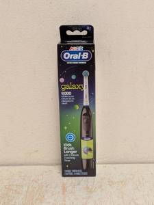 lot 189 image: NEW KIDS ORAL-B BATTERY POWERED TOOTHBRUSH GALAXY