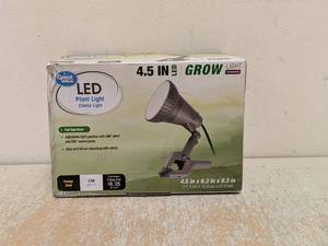 lot 193 image: NEW GREAT VALUE LED PLANT LIGHT CLAMP LIGHT