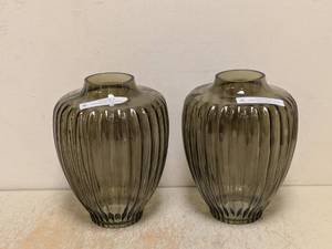 lot 221 image: 2 NEW UNBRANDED LARGE GREEN GLASS VASES