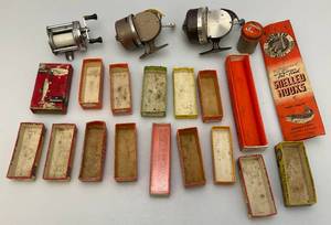 Misc. Vintage Reels With Old Lure Boxes