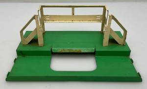 Vintage Lionel O Gauge No. 3462P Refrigerated Milk Car Platform Model Train Railway B17-12