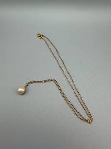 lot 198 image: Pearl Pendant Necklace - 16in Gold-Tone Chain