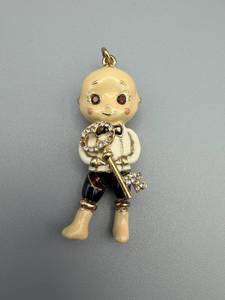 lot 204 image: Gwen Stefani Baby Figurine Charm Pendant with Rhinestone Skeleton Key