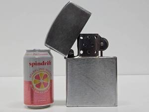 lot 142 image: LARGE Working Oversized Cigar or Table Lighter