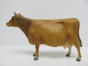 Hard to Find Vintage BREYER Jersey Cow