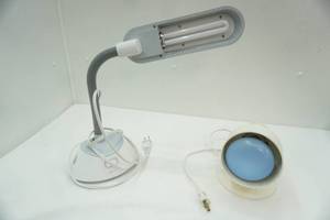 lot 26 image: Lamp and Spotlight