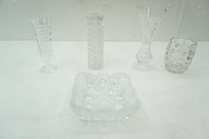 lot 92 image: AntiqueVintage Crystal & Pressed Glass Vases & Dish