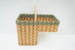 lot 187 image: Stair Basket