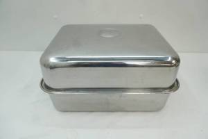 lot 197 image: Large Rectangular Roasting Pan & Lid 15x 12x4.5