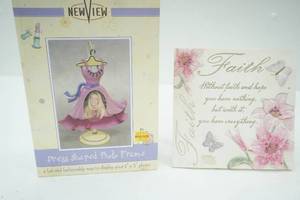 lot 289 image: Dress Shaped Photo Frame, Stone Faith free standing decor