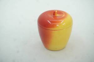 lot 297 image: Vintage Hazel-Atlas Milk Glass Apple Jam Jar