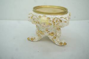 lot 330 image: Vintage 1951 Italian-Style pedestal planter 6 tall by 5 diameter. Gold Accents