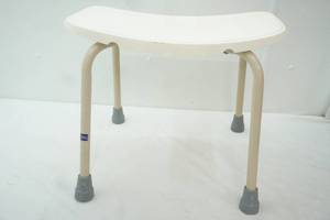 lot 362 image: shower chair