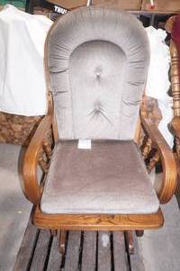lot 371 image: Glider Rocker wBrown Cushions