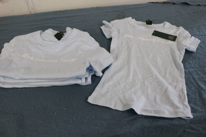 lot 649 image: 6 Size XXS and XS womens tops new ...