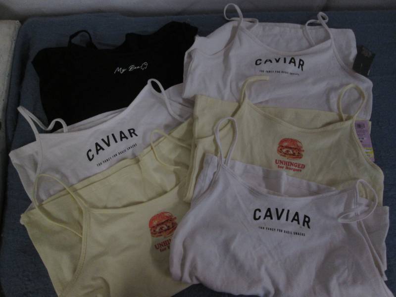 lot 670 image: 6 size large womens tank tops...