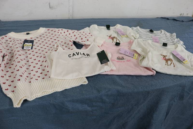 lot 615 image: 6 Size XS womens tops new with tag...