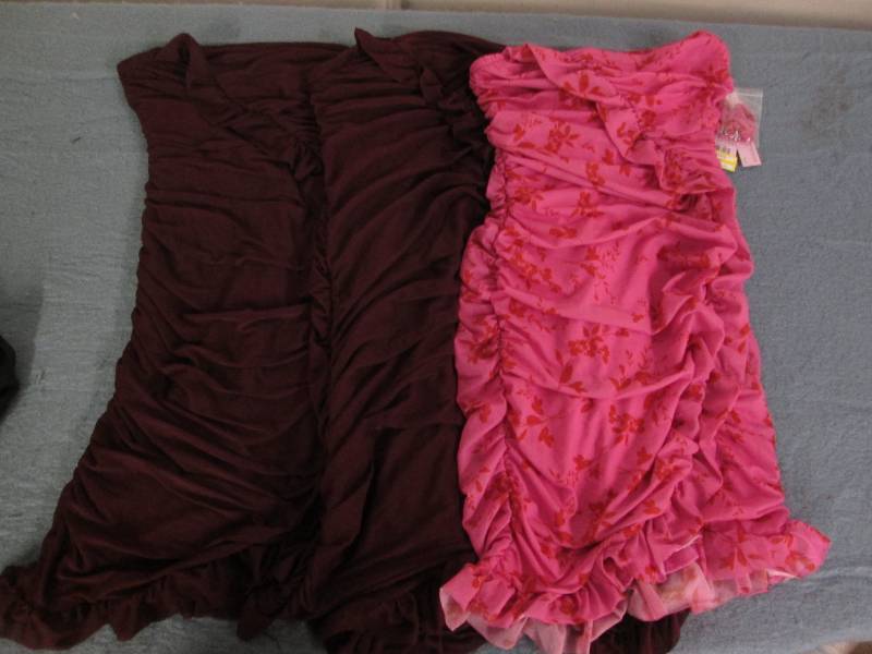 lot 676 image: 3 women strapless summer dresses sm...