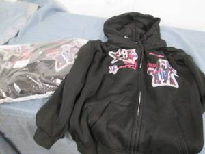 lot 18 image: 2 Ladies hoodies S...