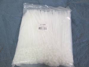 lot 81 image: 1000 10 zip cable ties...