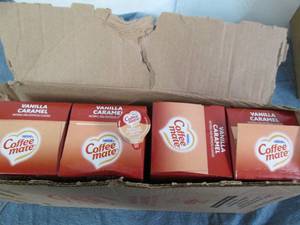 lot 83 image: 4 50 Count coffee mate vanilla Carm...