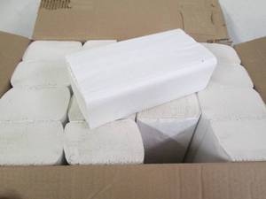 lot 97 image: 16 Pacific Blue multifold towels...