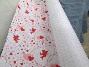 lot 127 image: Roll of lightweight corrugated plas...