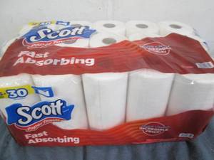 lot 130 image: 15 Jumbo rolls of Scott paper towel...