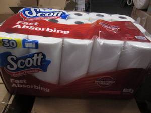 lot 160 image: 15 Double rolls of Scott paper towe...