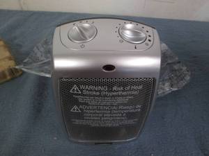 lot 181 image: Lasko personal space heater...